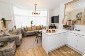 Le Chambre d Isabel by Grandeur Property
